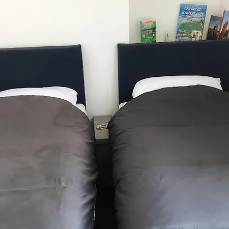 Sandy Wickets Appartement *